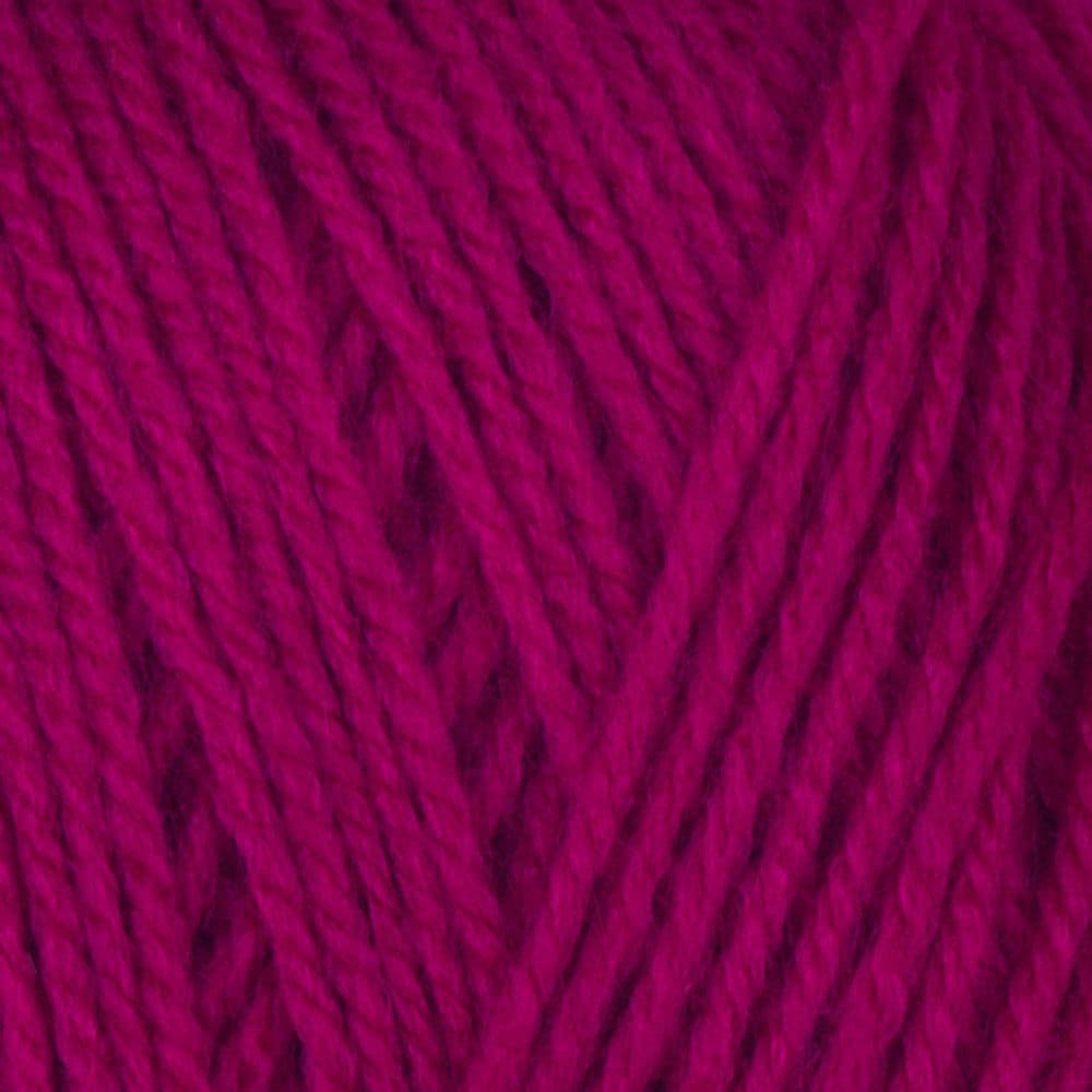 Robin DK 100g Ball | Wingora | 47 Colours available | double knitting